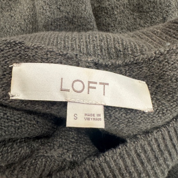 LOFT Green Oversized Poncho Style Sweater Size Small - Picture 3 of 4